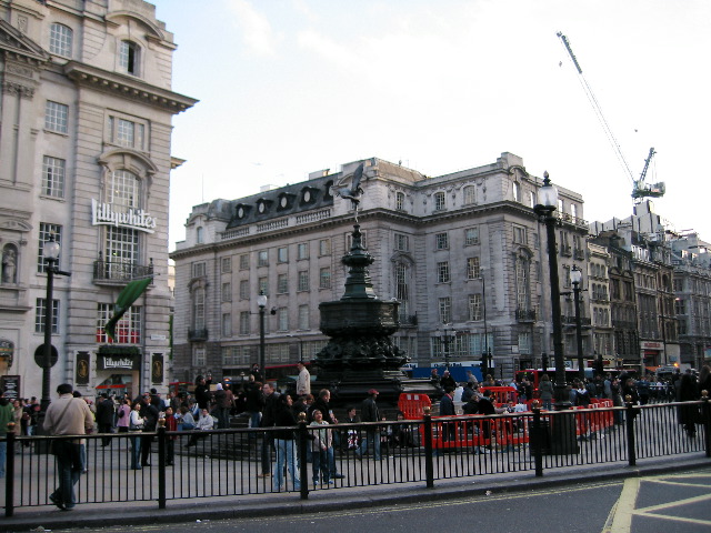 Picadilly Circus 2